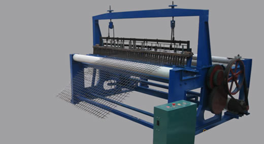 Semi-automatic crimped wire weaving machine