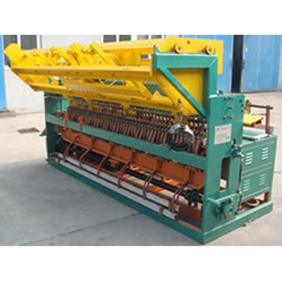 Fencing mesh welding machine